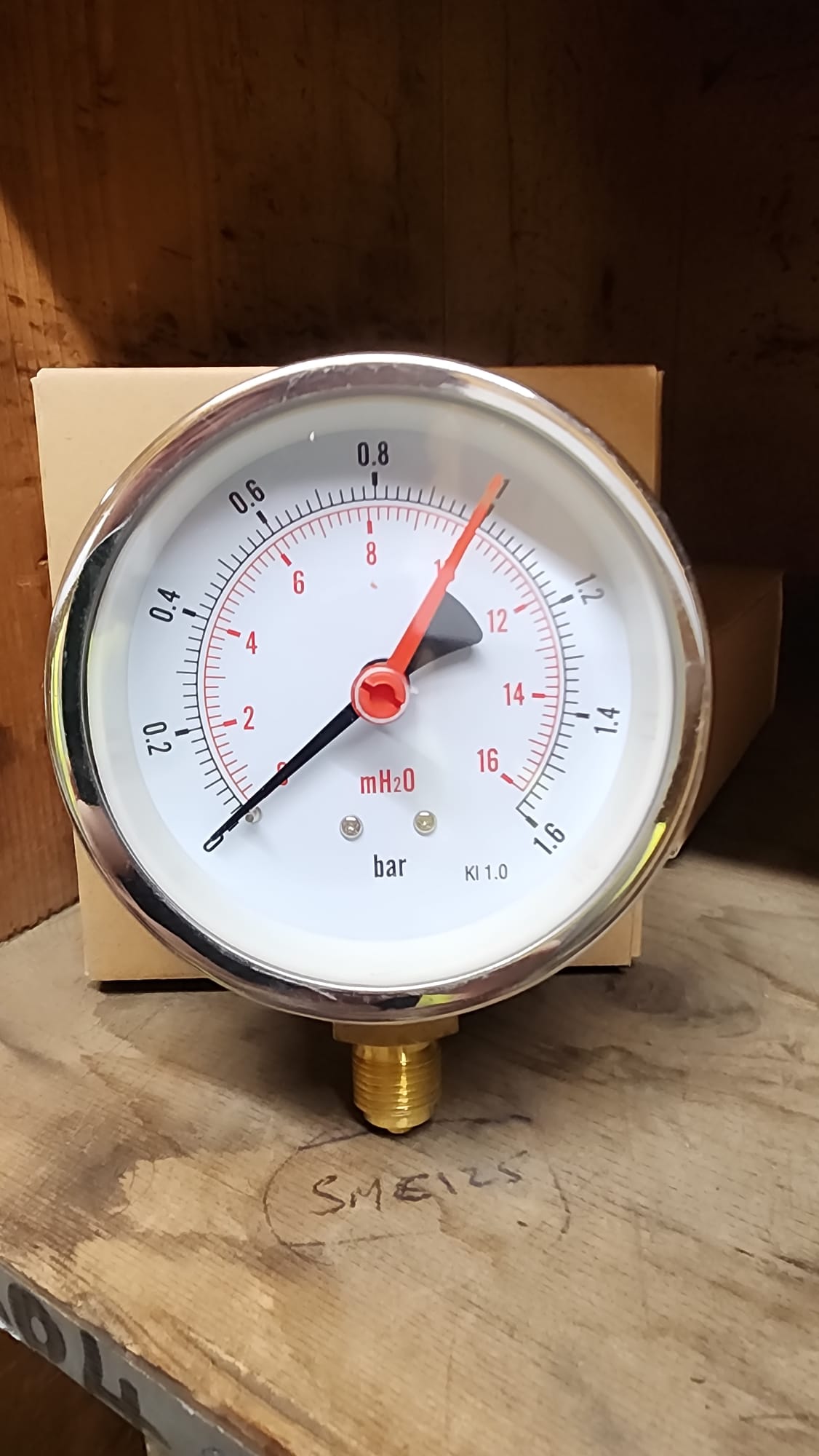 ALTITUDE GAUGE, 4