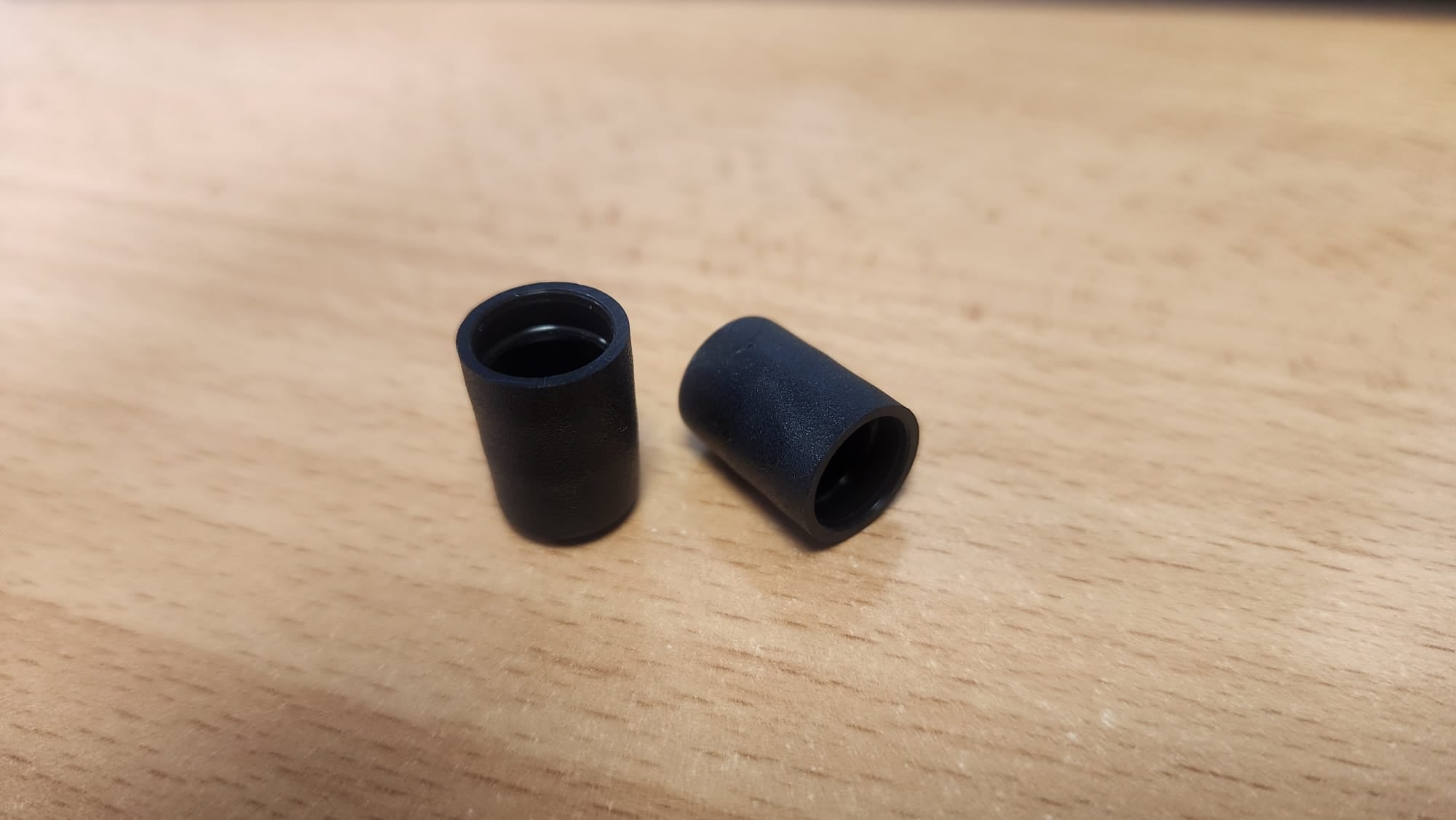 M10 ROD BLACK END CAP