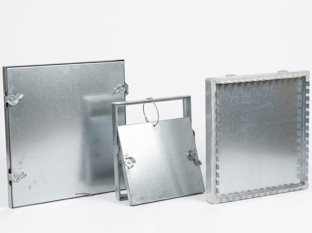 INSULATED TAB ACCESS DOOR